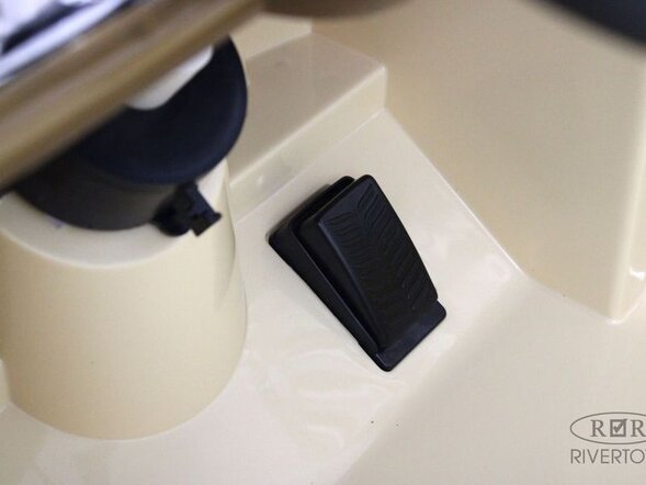 Детский электромобиль Mercedes-Benz 300S Лицензия